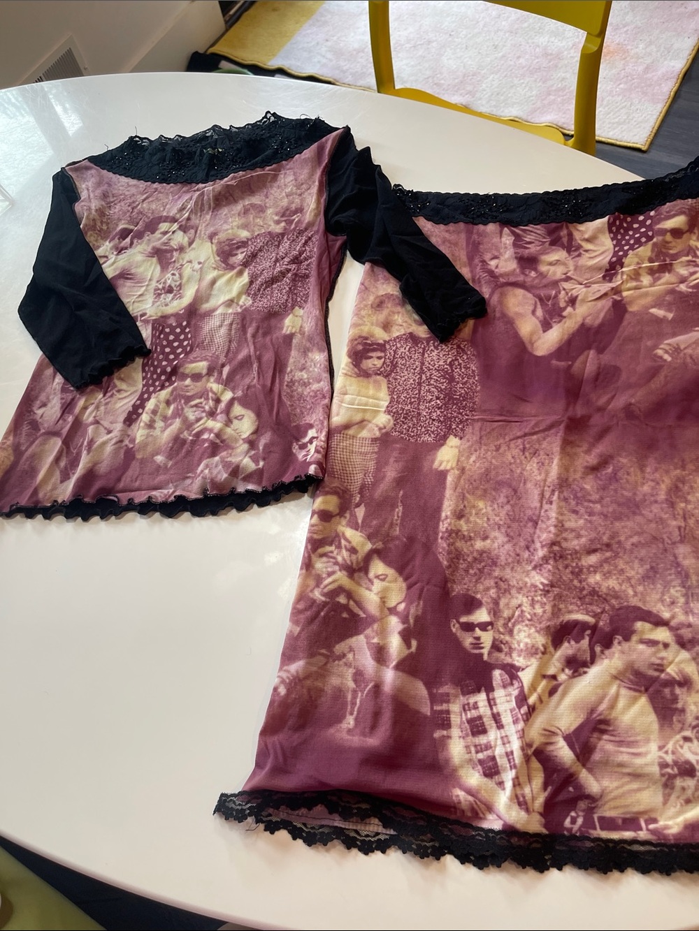 Women's Black & Mauve Graphic Lace-Trim Top and Skirt Set